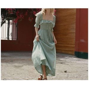 R. Vivimos maxi dress